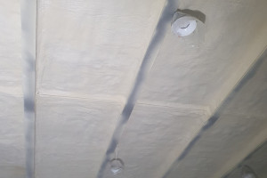 여주시 세종대왕면 창고 천장 경질우레탄폼 시공 – 냉난방비 절감 효과 확실!