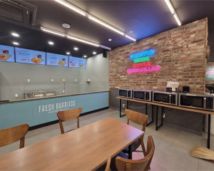 프레시 부리또 매장, 브랜드 아이덴티…