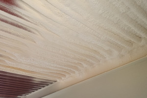 세종시 창고 데크플레이트 천장 경질우레탄폼 단열시공 | 냉난방비 절감 효과 극대화