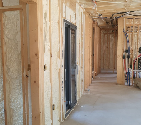 양평 목조주택 수성연질폼 단열공사 시공사례 – 우레탄폼 단열로 난방비 절감까지