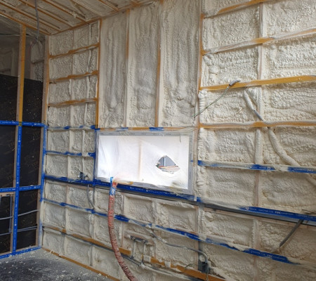 용인 남사면 목조주택 준불연우레탄폼 시공사례 – 안전한단열과 냉난방비 절감의 정답