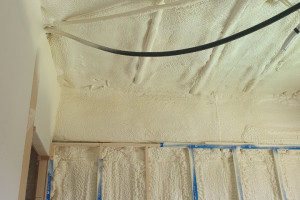 겨울은 따뜻하게, 여름은 시원하게! 수성연질폼 지붕/벽 단열로 사계절 쾌적한 삶을 선물하세요